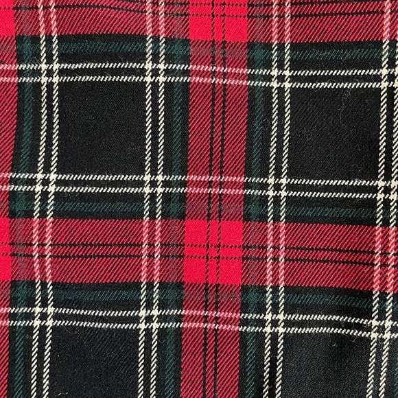 Plaid skirt with front zipper. Size XS. Like brand new. - Picture 2 of 4